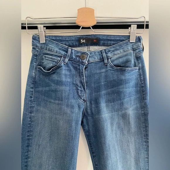 3x1 Lucy Medium Wash Flare Leg Jean - Picture 4 of 8